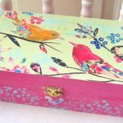 Vintage Birds Box RESERVED FOR CLOTIQUE